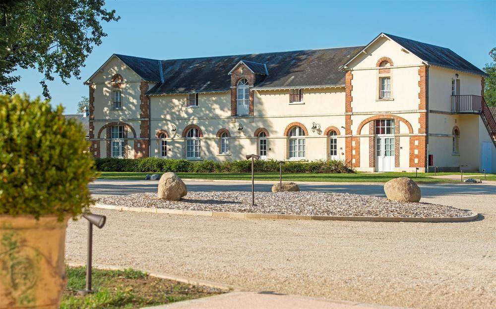 Country Club Hotel Yvre-l'Eveque Exterior photo