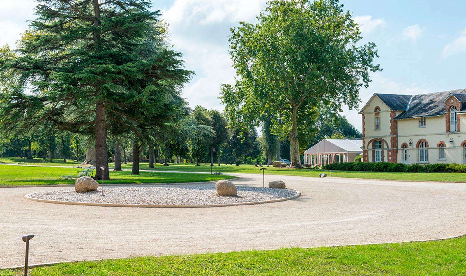 Country Club Hotel Yvre-l'Eveque Exterior photo